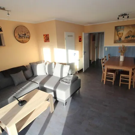 Shania بيت للعطل